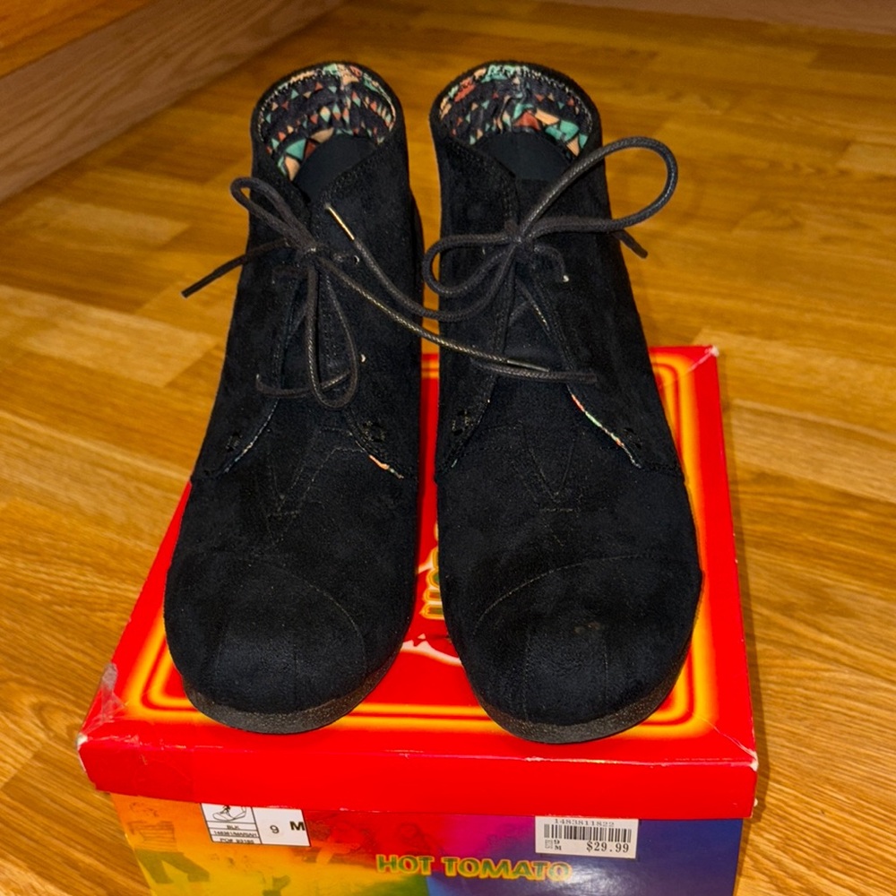 Hot Tomato Black Ankle Boots with Lace-Up Closure